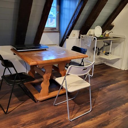 Fachwerk Maisonette In Nuertingen Buitenkant foto